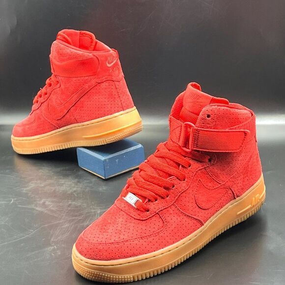 Nike Wmns Air Force 1 Hi Suede 'University Red' (2016) - Picture 2 of 12